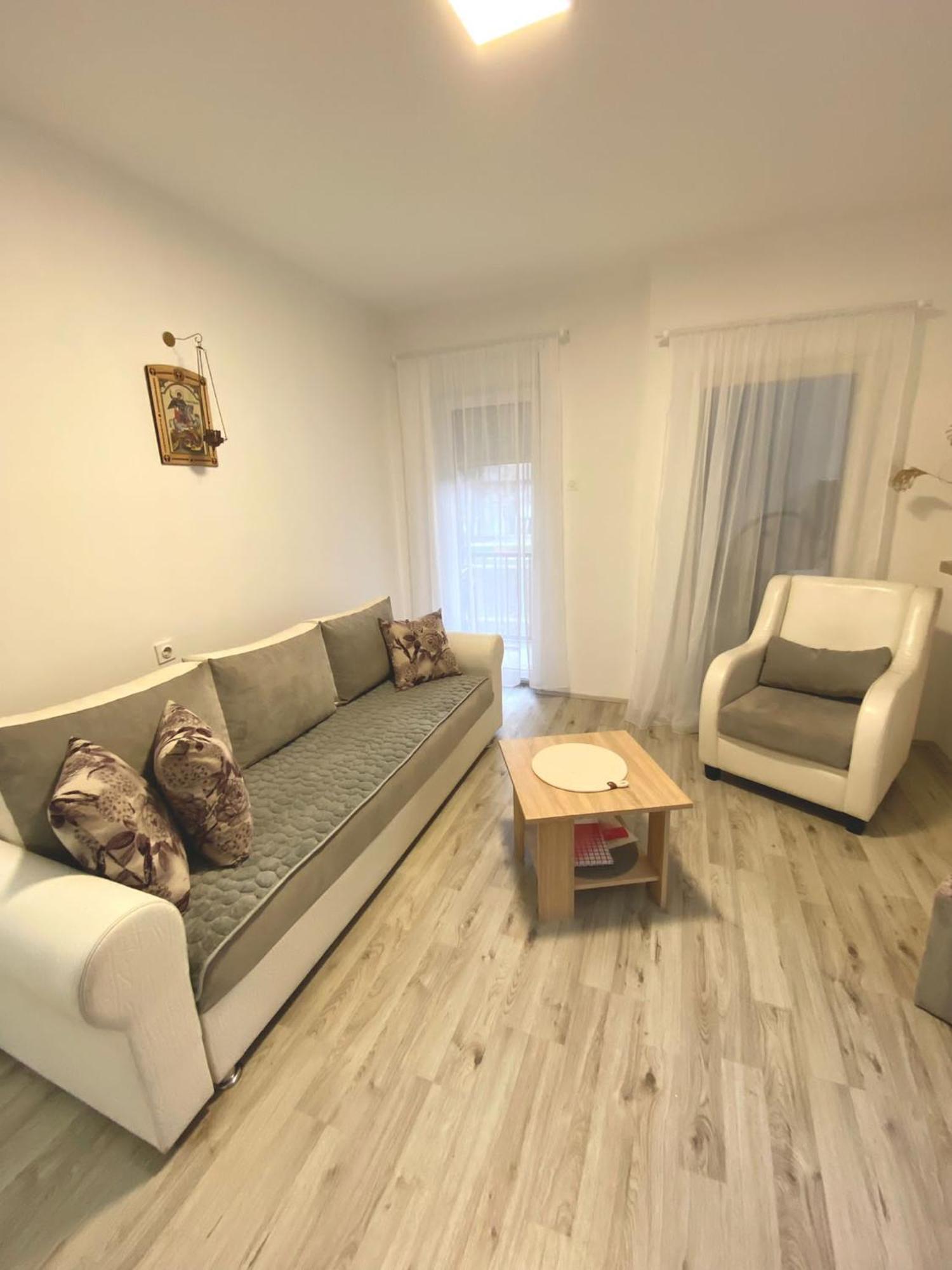 Apartman Bogdan Čačak Eksteriør bilde